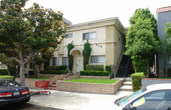 509 E Valencia Ave in Burbank, CA - Building Photo - Building Photo