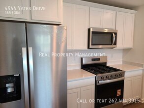 4944 Yates Dr in Mount Pleasant, WI - Building Photo - Building Photo