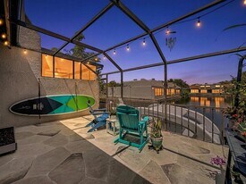 11313 NW 15th St in Pembroke Pines, FL - Building Photo