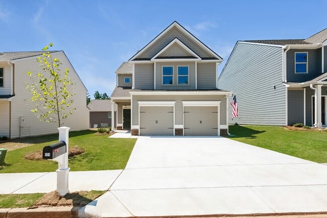 174 Southwind Cir in Newnan, GA - Building Photo - Building Photo