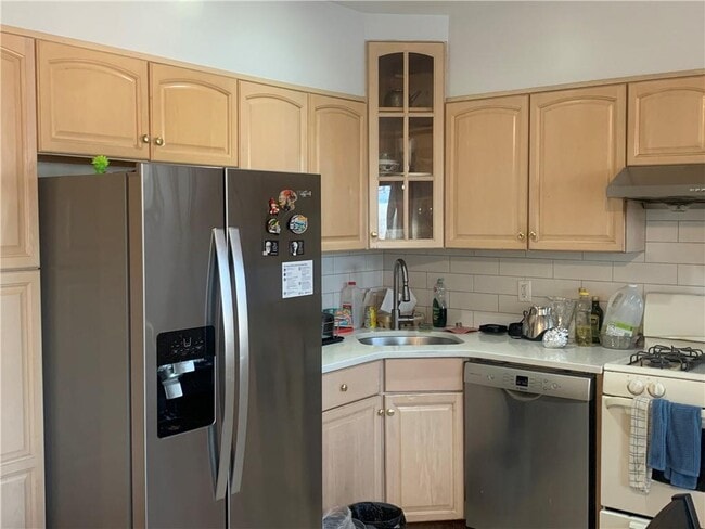 86 Ave. S in Brooklyn, NY - Building Photo - Building Photo