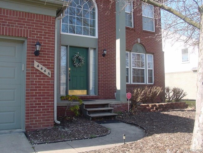 4446 Sherwood Cir in Canton Township, MI - Building Photo - Building Photo