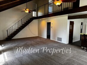 2394 Campbell St in Durham, CA - Building Photo - Building Photo