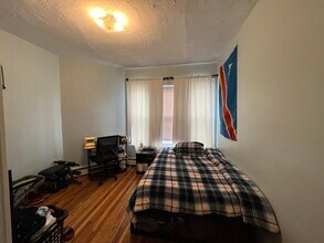 59 Cedar St, Unit #2R in Somerville, MA - Building Photo - Building Photo