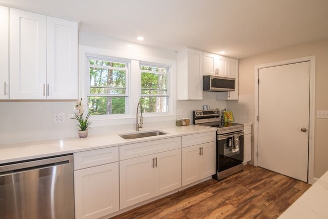 property at 11 Chatham St