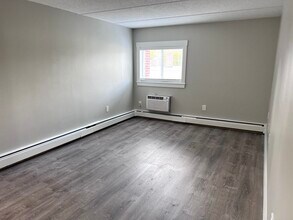 12 Ellery St, Unit 502 in Cambridge, MA - Building Photo - Building Photo