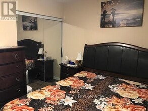 46 Autumn Blvd in Brampton, ON - Building Photo - Building Photo