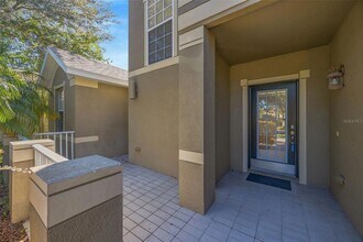 16323 Bridgewalk Dr in Fish Hawk, FL - Foto de edificio - Building Photo