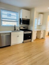 8944 Kilpatrick Ave in Skokie, IL - Building Photo - Building Photo