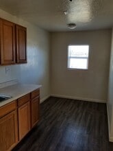 2926-2928 Favretto Ave in Redding, CA - Building Photo - Building Photo