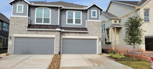 property at 327 E Coralburst Lp