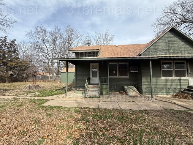 property at 1435-1439 S Pattie St