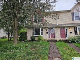 656 Furnace St in Emmaus, PA - Building Photo