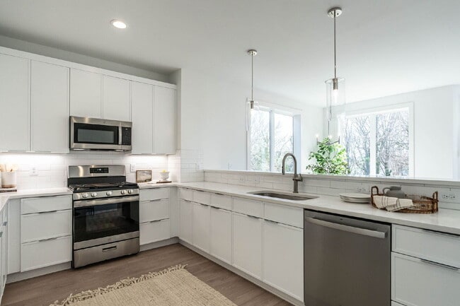 property at 620 Walnut Hts Dr