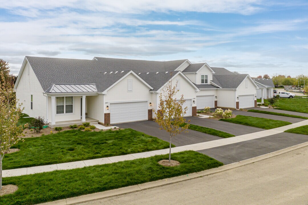 Home at Ashcroft in Oswego, IL - Building Photo