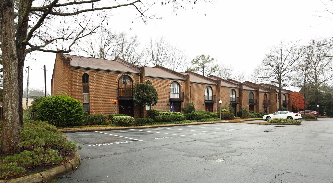 4915 Forest Lake Pl in Columbia, SC - Foto de edificio