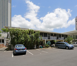 1920 Kahakai Dr in Honolulu, HI - Building Photo - Building Photo