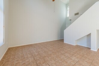 506 S Sunrise Dr in Gilbert, AZ - Foto de edificio - Building Photo