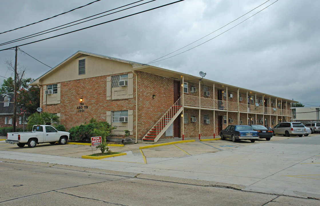 3901 Division St in Metairie, LA - Building Photo