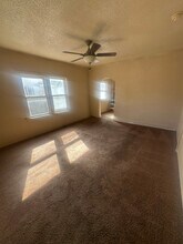 1921 S Washington Ave in Wichita, KS - Building Photo - Building Photo