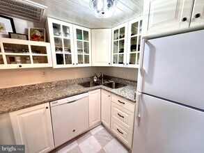 1016 Prince St in Alexandria, VA - Building Photo - Building Photo