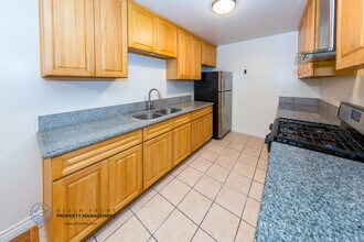 740 S. St. Andrews Pl. in Los Angeles, CA - Building Photo - Building Photo