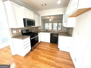 164 Begonia Ct in Griffin, GA - Building Photo - Building Photo