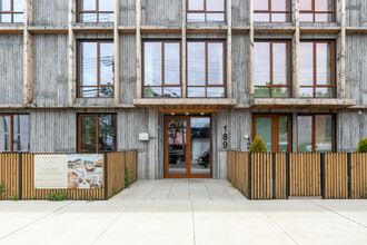 The Conover in Brooklyn, NY - Foto de edificio - Building Photo