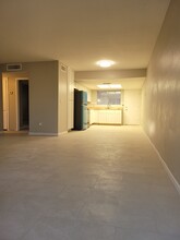 8112 N 33rd Dr, Unit 3 in Phoenix, AZ - Building Photo - Building Photo