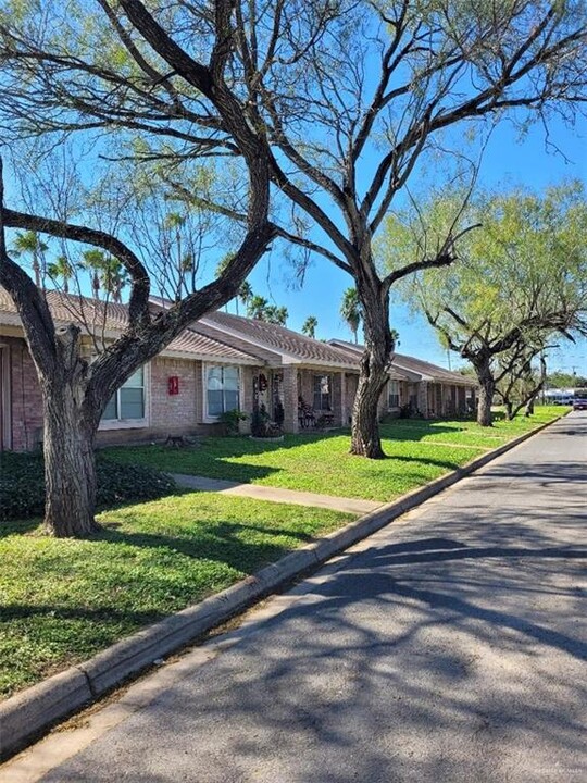 112 Condesa Dr in Pharr, TX - Building Photo