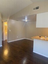 3126 Laurelhurst Dr in Rancho Cordova, CA - Building Photo - Building Photo