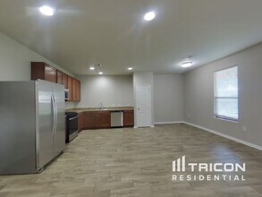 1923 Brushy Ranch Trail in Houston, TX - Building Photo - Building Photo