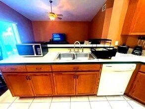 11327 Jim Ct in Riverview, FL - Building Photo - Building Photo