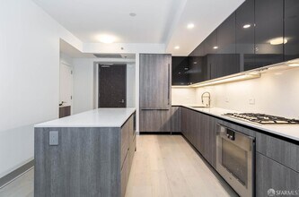 201 Folsom St, Unit 7B in San Francisco, CA - Building Photo - Building Photo