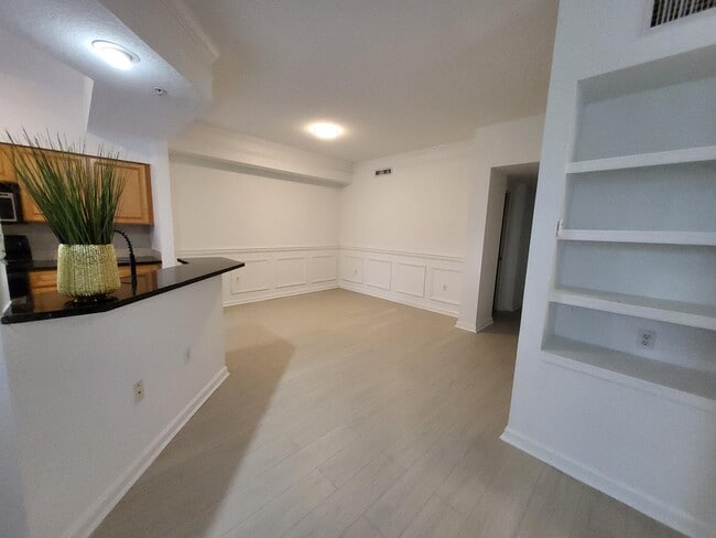 property at 2042 Alta Meadows Ln