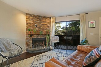 1680 Coast Hwy in Encinitas, CA - Building Photo - Building Photo