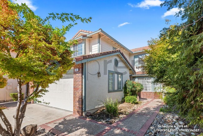 493 Altamont Dr in Milpitas, CA - Building Photo - Building Photo