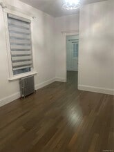 17-20 Menahan St in Queens, NY - Building Photo - Building Photo