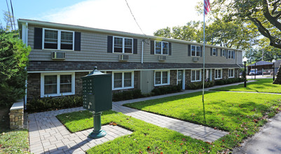 Fairfield At The Village Of Brightwaters in Brightwaters, NY - Building Photo - Building Photo