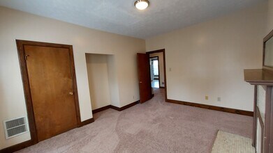 404 King Ave in Columbus, OH - Building Photo - Building Photo
