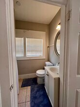 2077 Cascade Rd SW in Atlanta, GA - Building Photo - Building Photo
