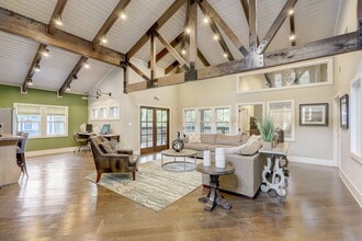 Wynnwood Vinings in Atlanta, GA - Foto de edificio - Building Photo