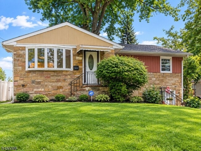 property at 2614 N Stiles St
