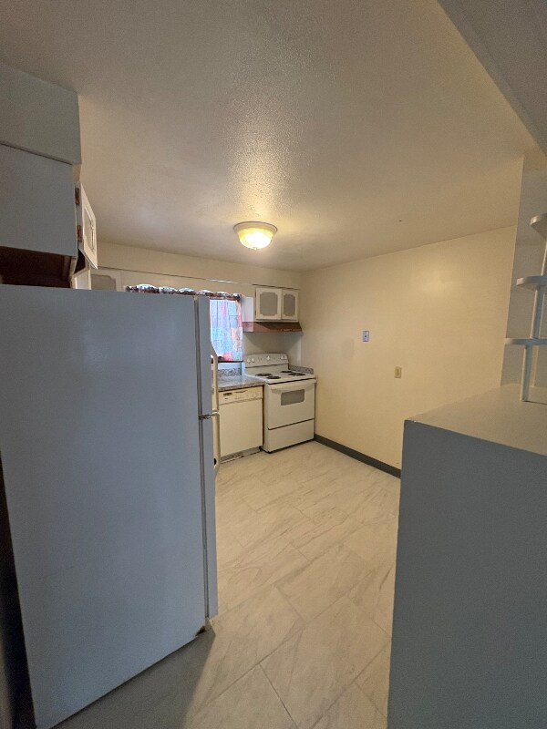 property at 1127 Bellevue Ave
