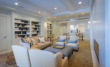 Paramount in Gaithersburg, MD - Building Photo - Interior Photo