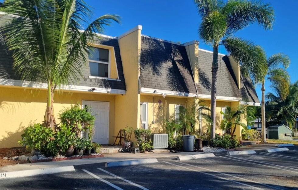 500 SW 1st St in Boynton Beach, FL - Building Photo