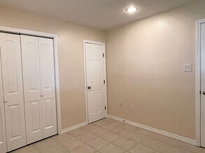 1190 Bernice Ln in Bridge City, TX - Building Photo - Building Photo