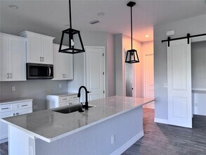 115 Sunrise Dr in Rotonda West, FL - Building Photo - Building Photo