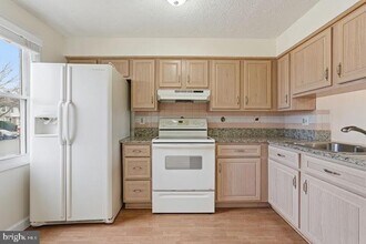 739 Brethour Ct in Sterling, VA - Building Photo - Building Photo