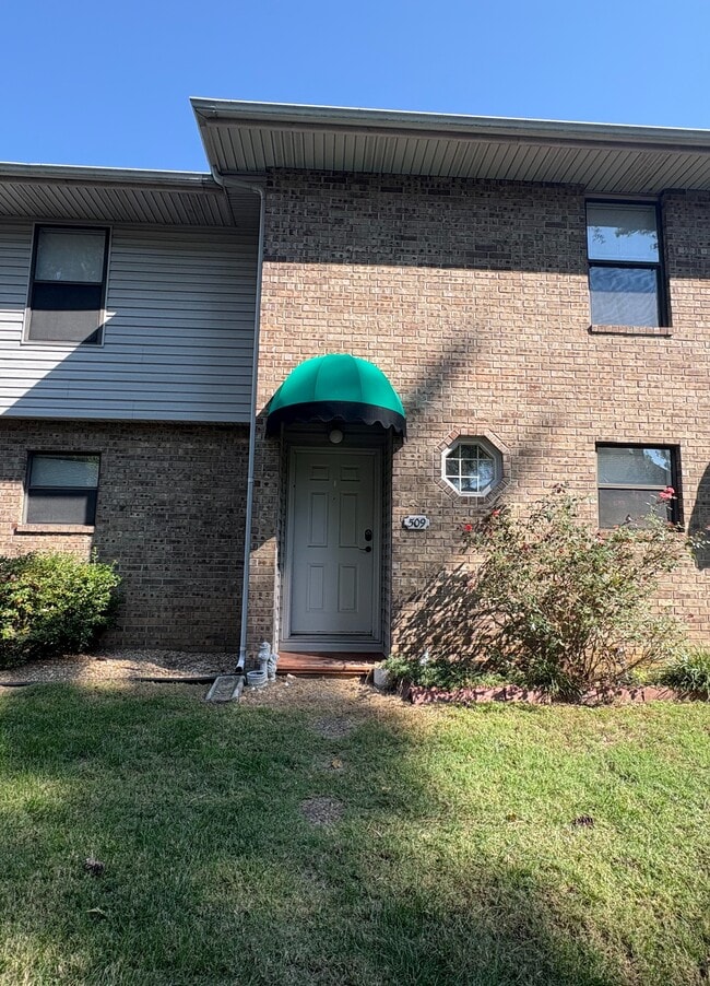 property at 511 E Jackson St